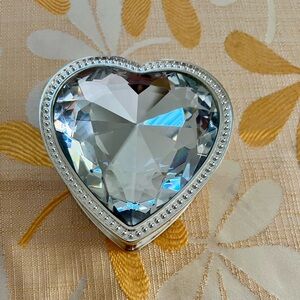 Heart-Shaped Crystal Jewelry Box